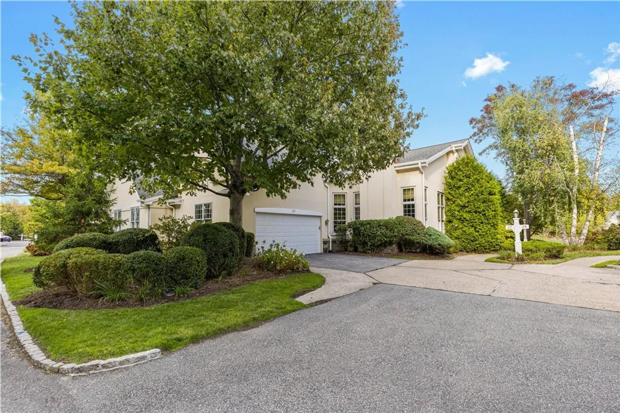 Westchester Real Estate | View 27 Doral Greens | Listing