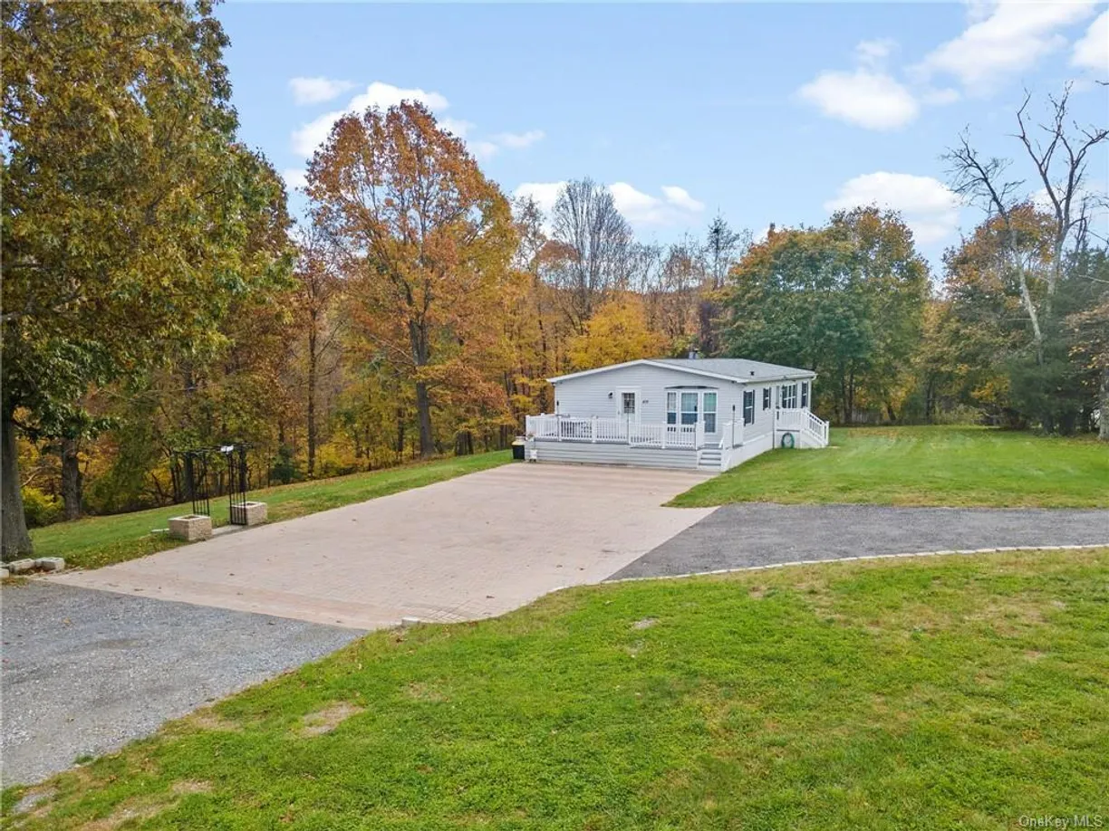 Hudson Valley Real Estate | View 418 Frozen Ridge Road | 3 Beds, 2 Baths