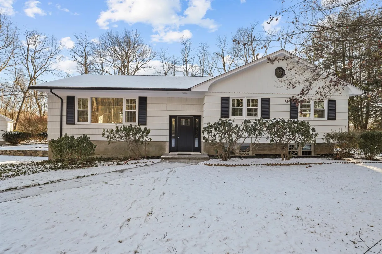 Westchester Real Estate | View 101 Harris Road | 3 Beds, 2 Baths