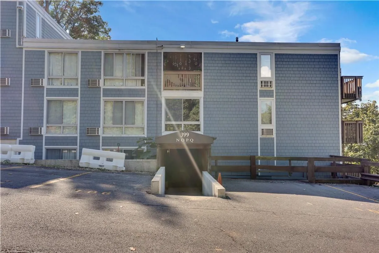 Westchester Real Estate | View 399 N Broadway, 2O | Listing