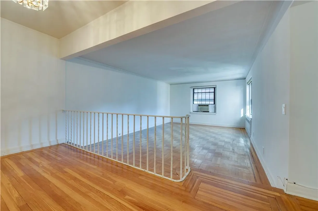 Westchester Real Estate | View 35 Parkview Avenue, 5C | Listing
