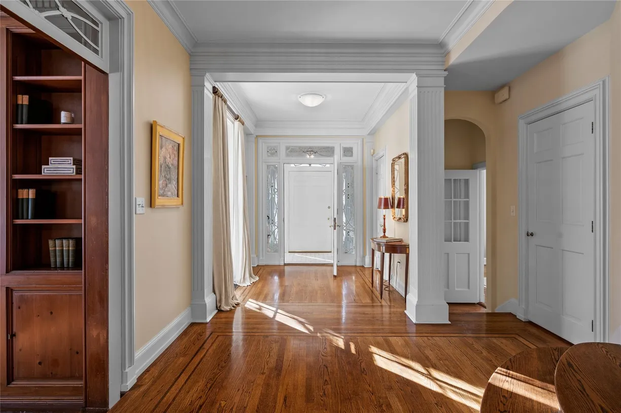 Westchester Real Estate | View 2 Sackett Circle | Listing