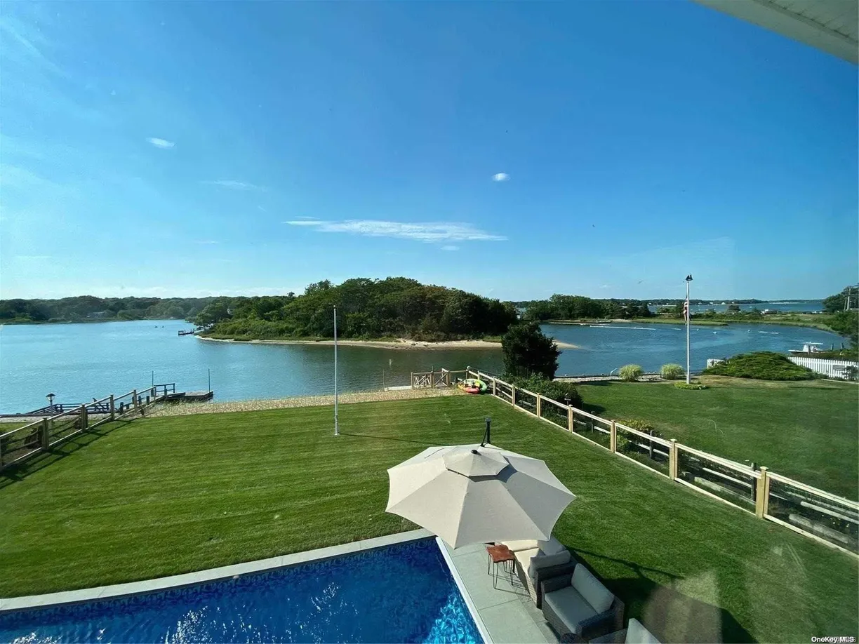 The Hamptons Real Estate | View 470 Goose Creek Lane | Listing