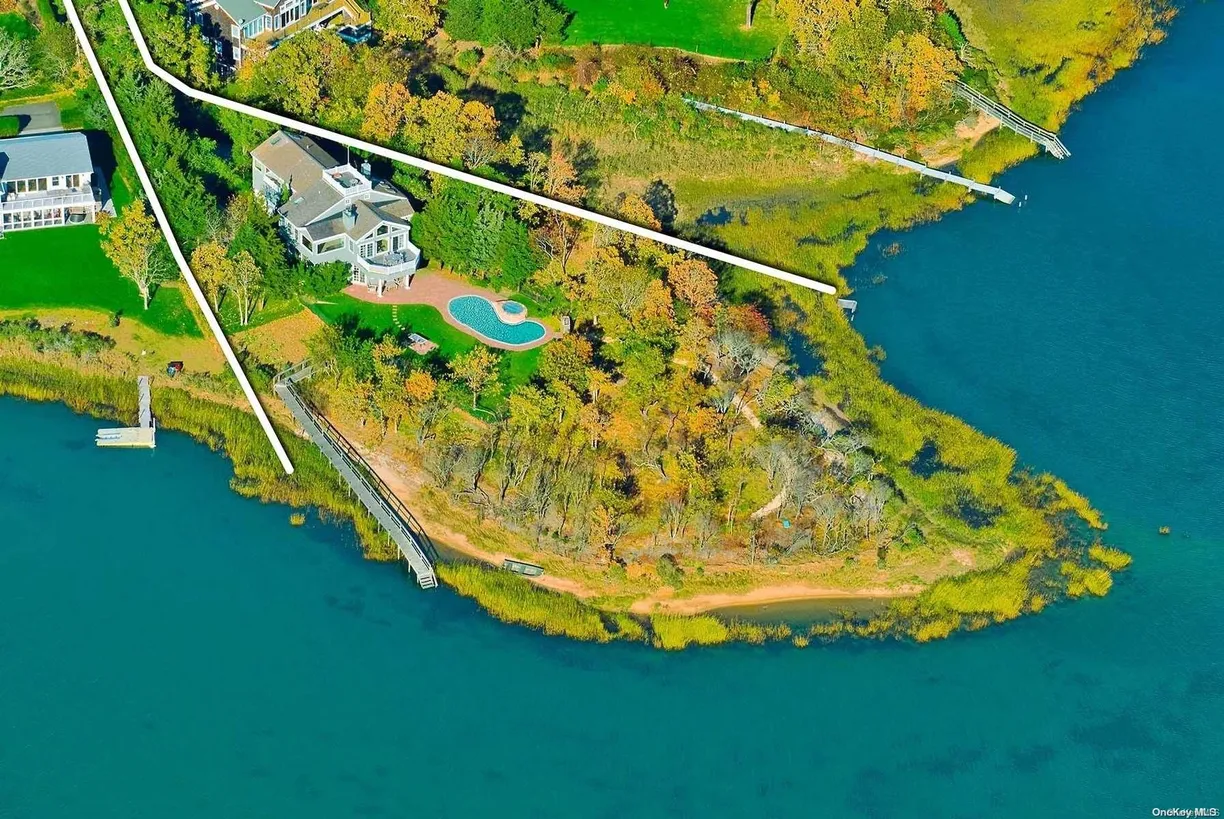 The Hamptons Real Estate | View 134 Middle Pond Road | Listing