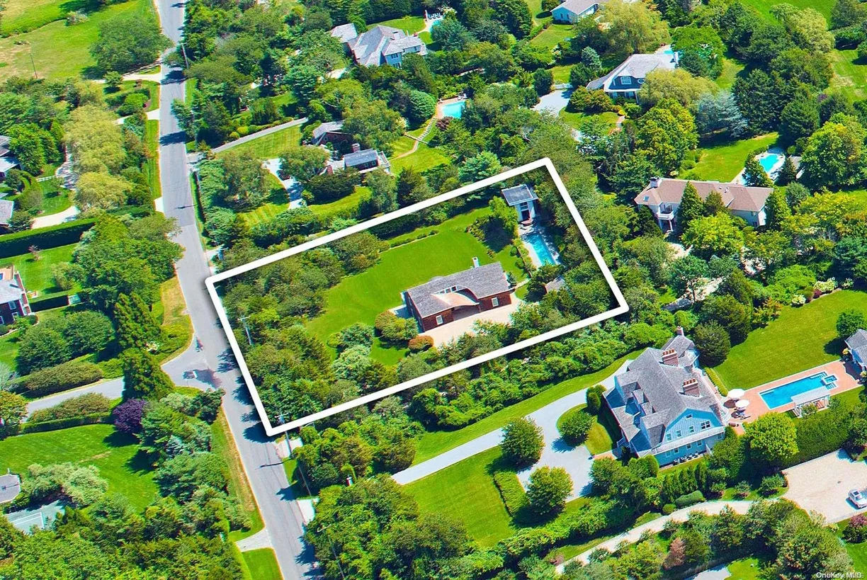 The Hamptons Real Estate | View 271 Flying Point Road | Listing