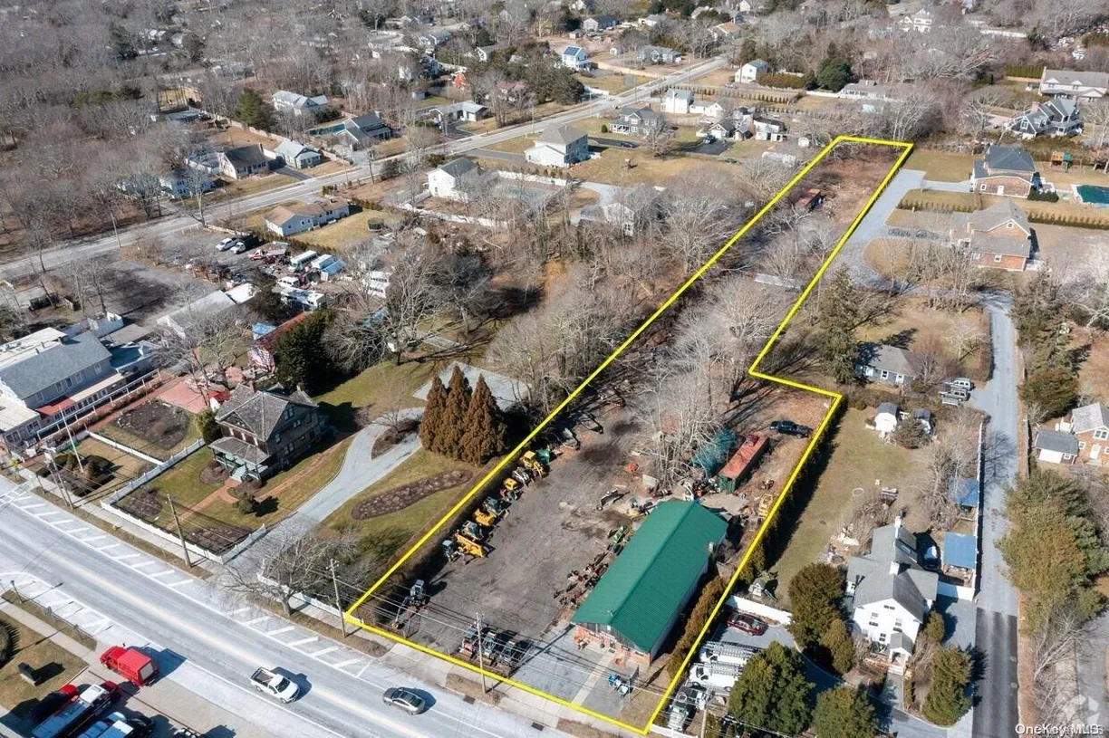 The Hamptons Real Estate | View 494 & 500 Montauk Highway