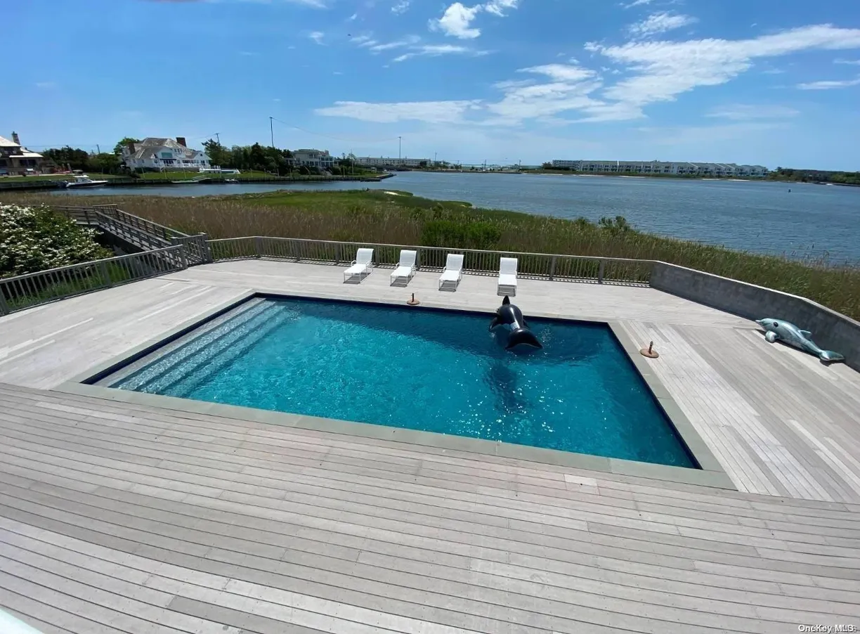 The Hamptons Real Estate | View 28 Stacy Drive | Listing