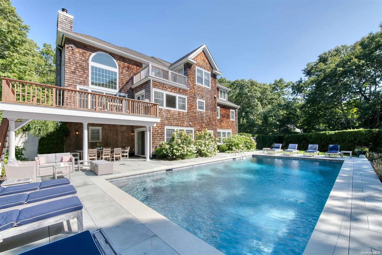The Hamptons Real Estate | View 6 Ocean View Parkway | Listing