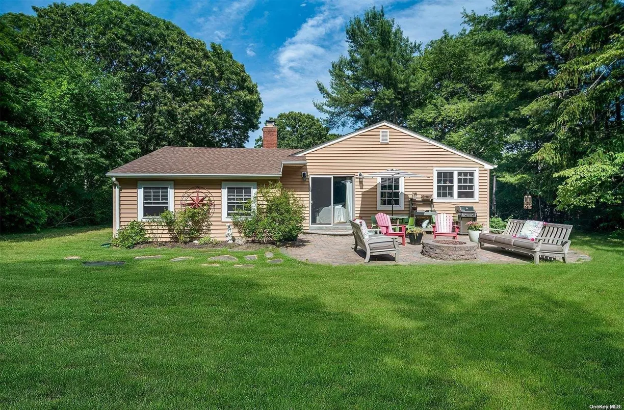 The Hamptons Real Estate | View 600 Corey Creek Lane | Listing