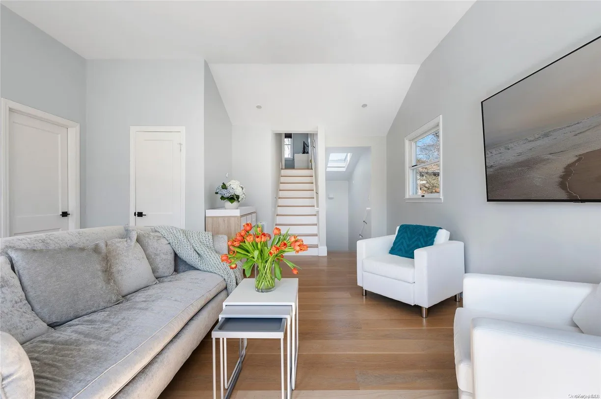 The Hamptons Real Estate | View 3 Hudson Street | Listing