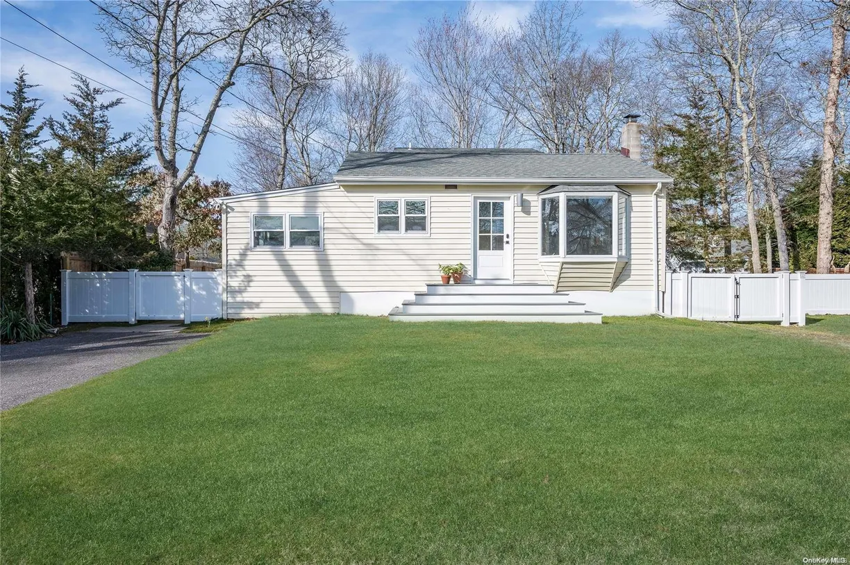 The Hamptons Real Estate | View 3 Hudson Street | Listing