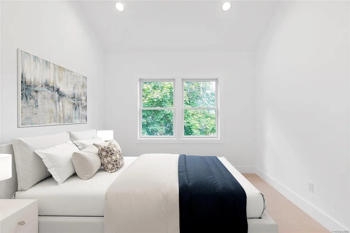 The Hamptons Real Estate | View 21 Montauk Hwy #2, 2 | Listing