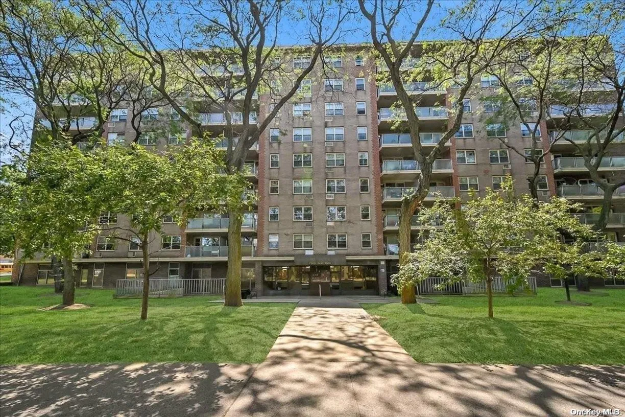 New York City Real Estate | View 12421 Flatlands Avenue, 1F | 1 Bed, 1 Bath