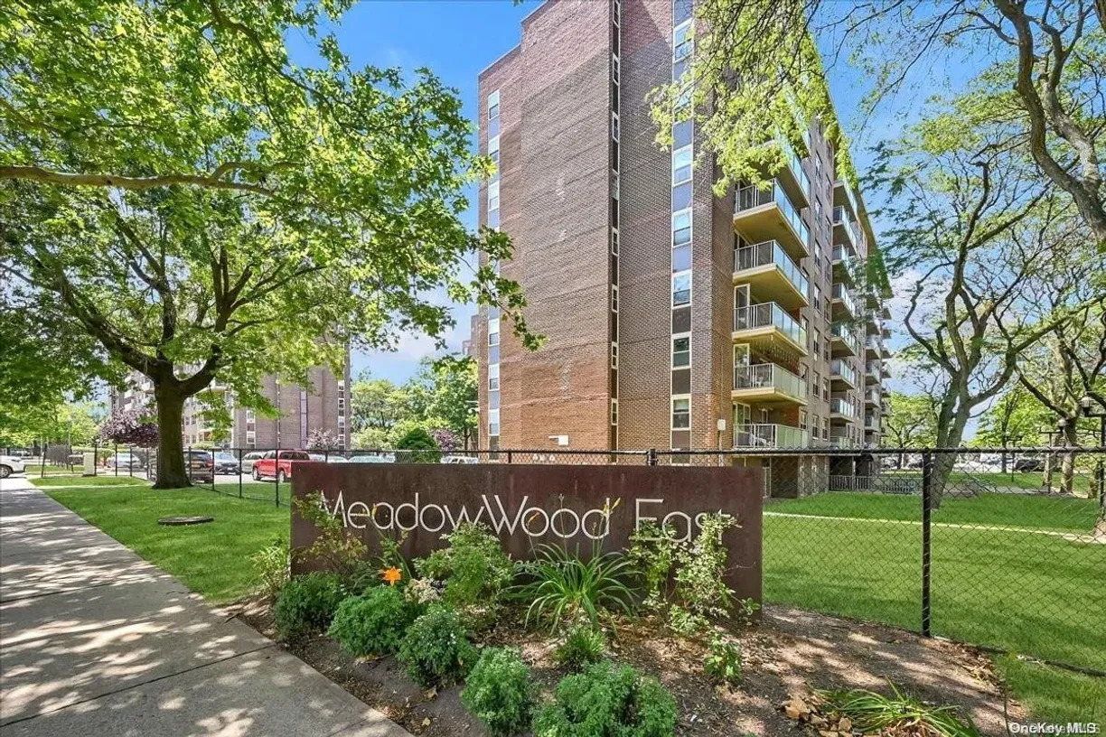 New York City Real Estate | View 12421 Flatlands Avenue, 1F | Listing