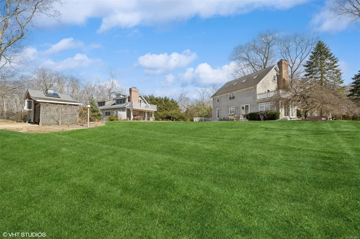 The Hamptons Real Estate | View 10947 N Bayview Road | 4 Beds, 3 Baths
