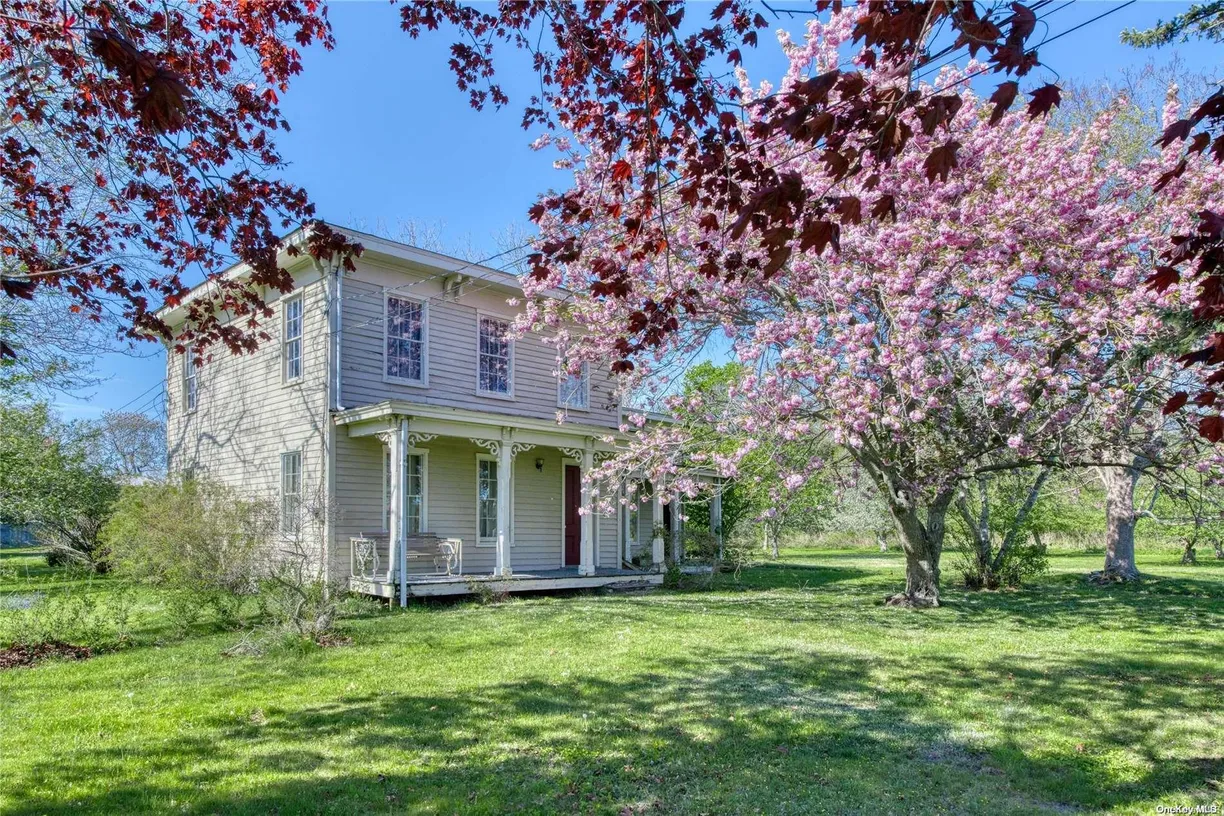 The Hamptons Real Estate | View 1110 Terry Lane | Listing