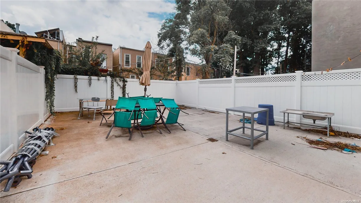 New York City Real Estate | View 270 Cleveland Street | Listing