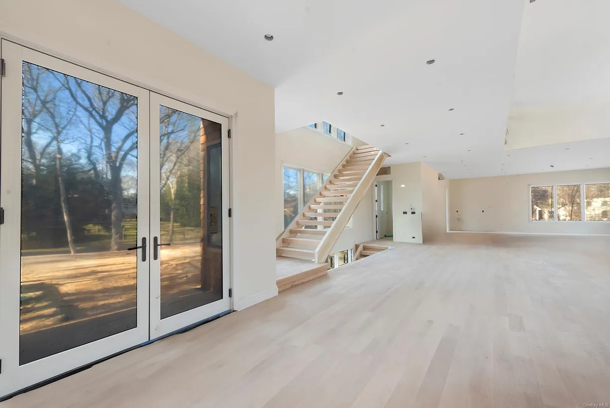 The Hamptons Real Estate | View 108 Harbor Watch Ct | Listing