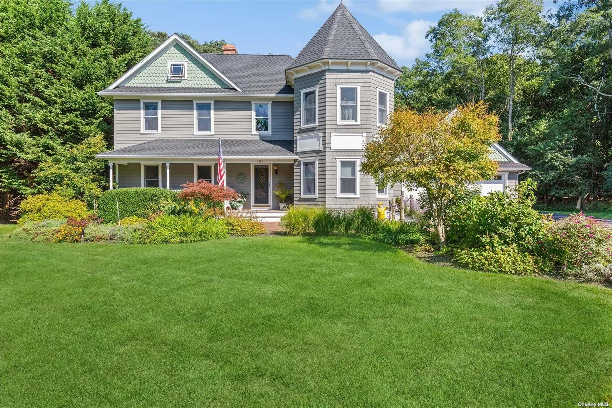 The Hamptons Real Estate | View 105 Ole Jule Lane | Listing