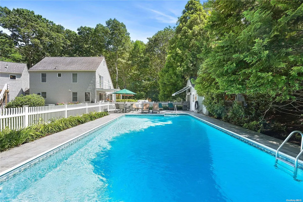 The Hamptons Real Estate | View 757 Seven Ponds Towd Road | Listing