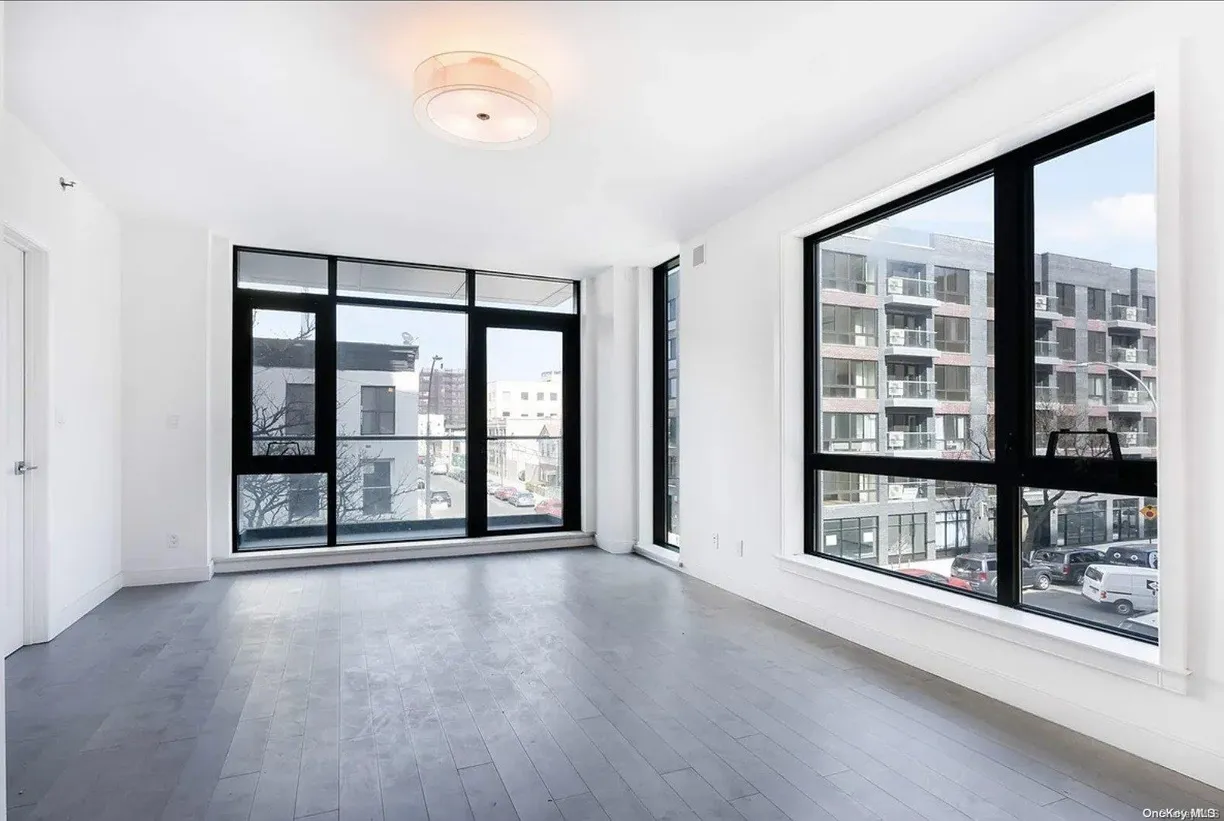 New York City Real Estate | View 41-04 27th St, 7D | 1 Bed, 1 Bath