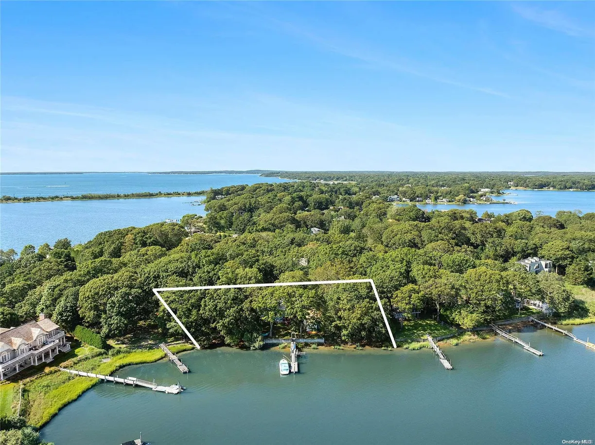 The Hamptons Real Estate | View 210 Redwood Road | Listing