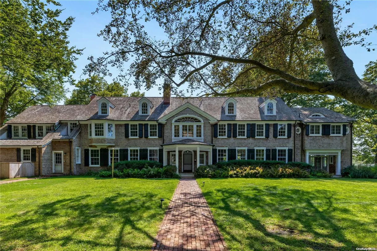 The Hamptons Real Estate | View 90 & 100 Briarpatch Road | Listing