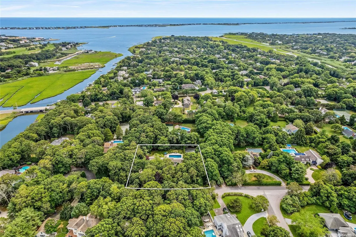 The Hamptons Real Estate | View 9 Plume Grass Way | Listing