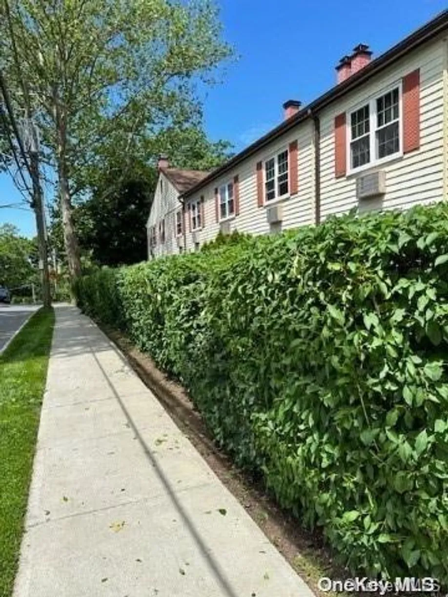 Westchester Real Estate | View 10 Westview Avenue, G | Listing