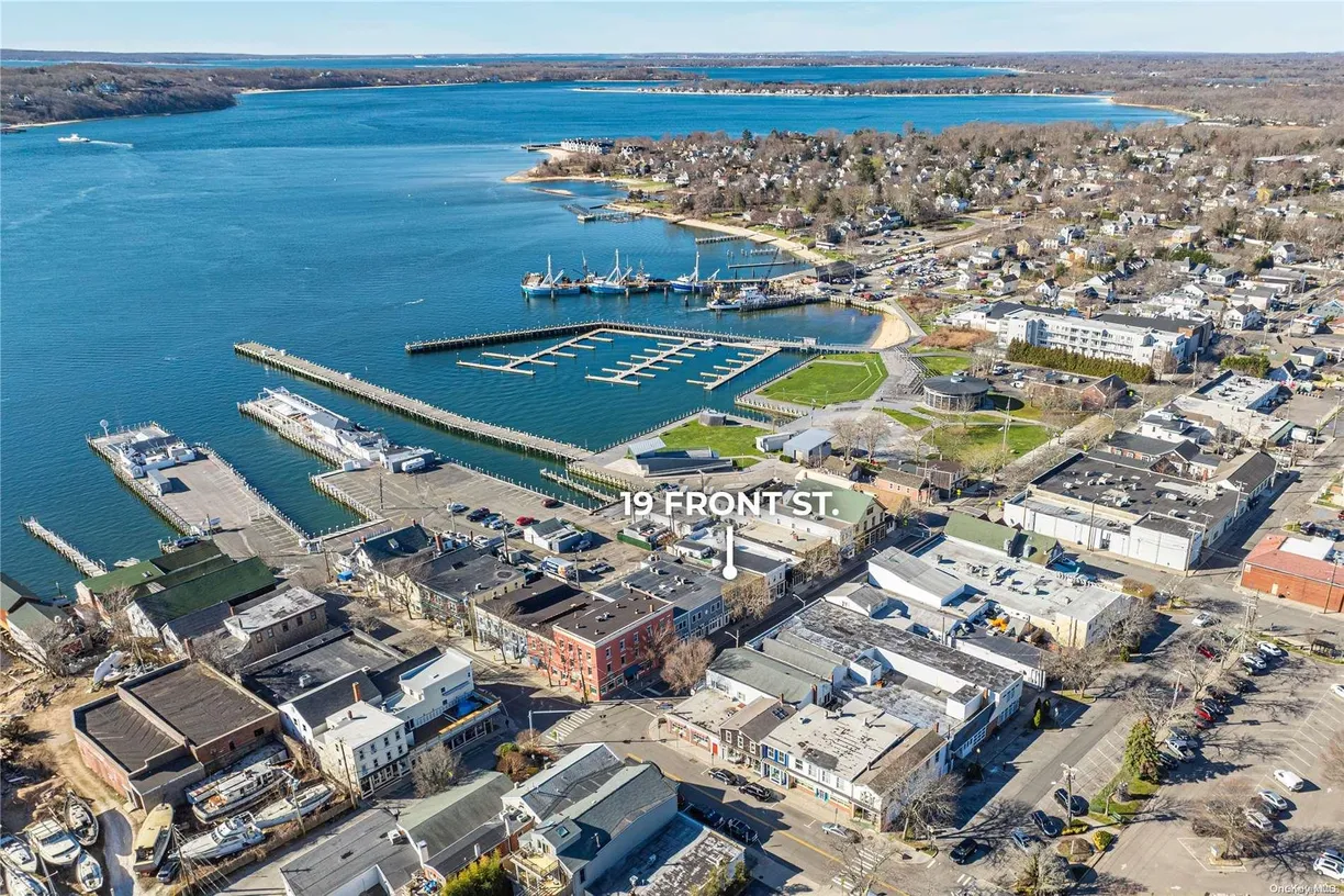 The Hamptons Real Estate | View 19 Front Street | Listing