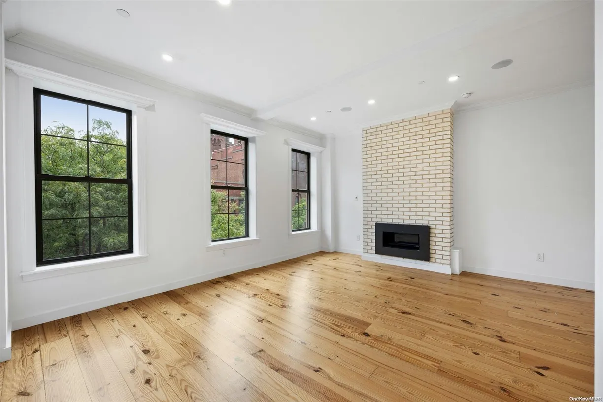 New York City Real Estate | View 583 Putnam Avenue, 4 | Listing