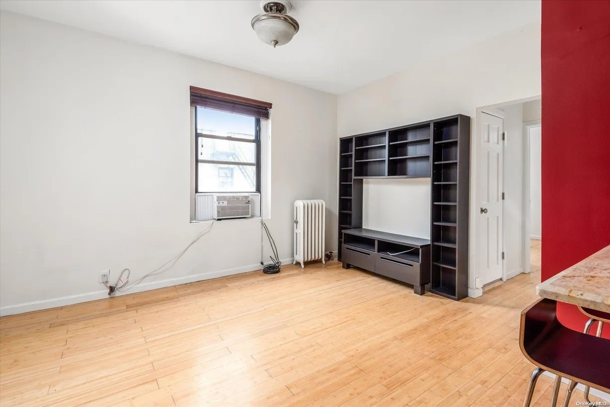 New York City Real Estate | View 21-27 33rd Street, 5B | Listing