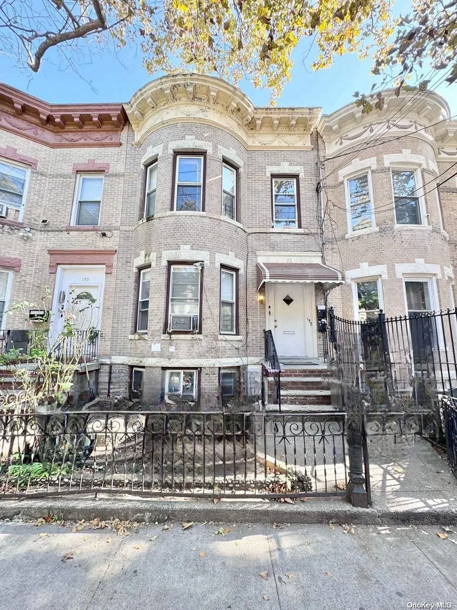 New York City Real Estate | View 197 Grant Ave Avenue | 7 Beds, 3 Baths
