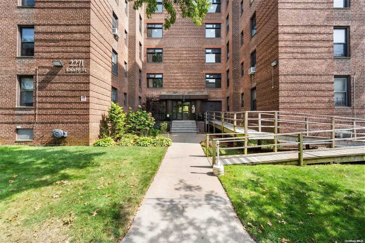 New York City Real Estate | View 2271 Knapp Street, 1F | Listing