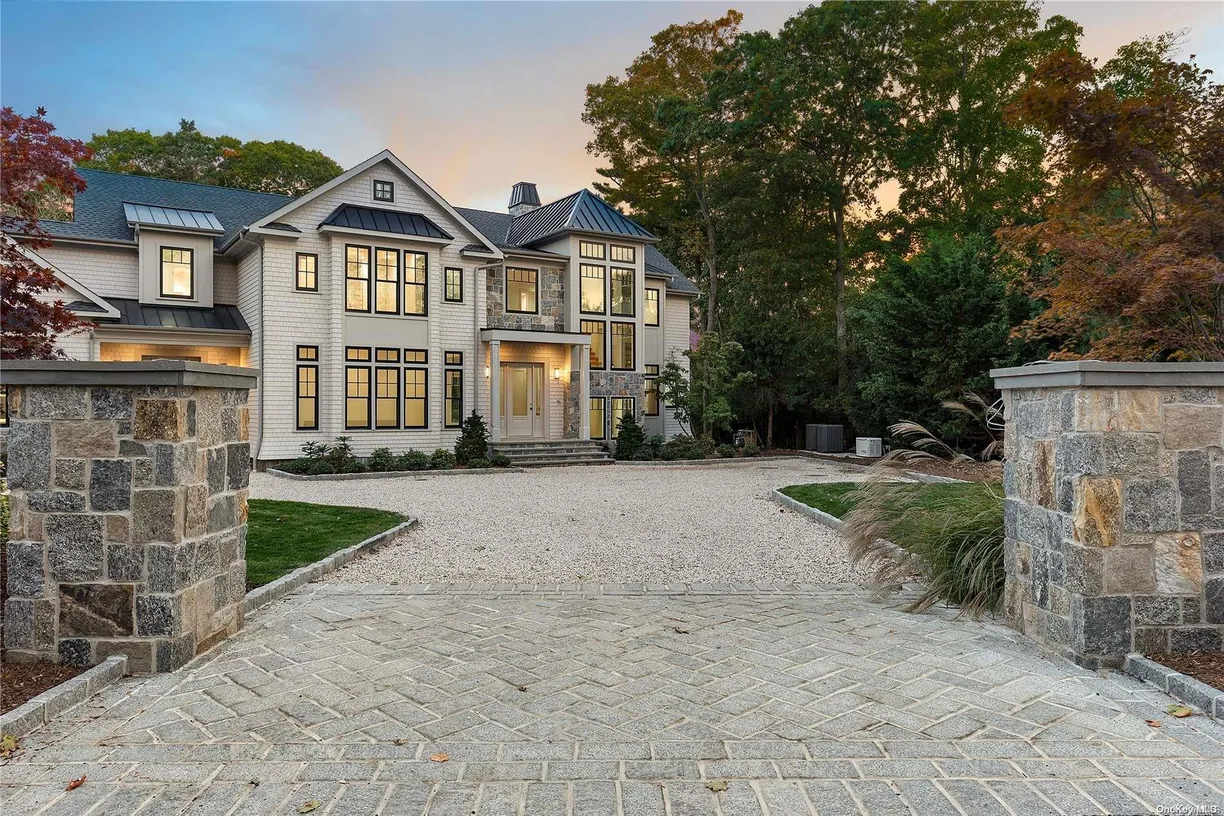 The Hamptons Real Estate | View 1750 Hobart Road | Listing