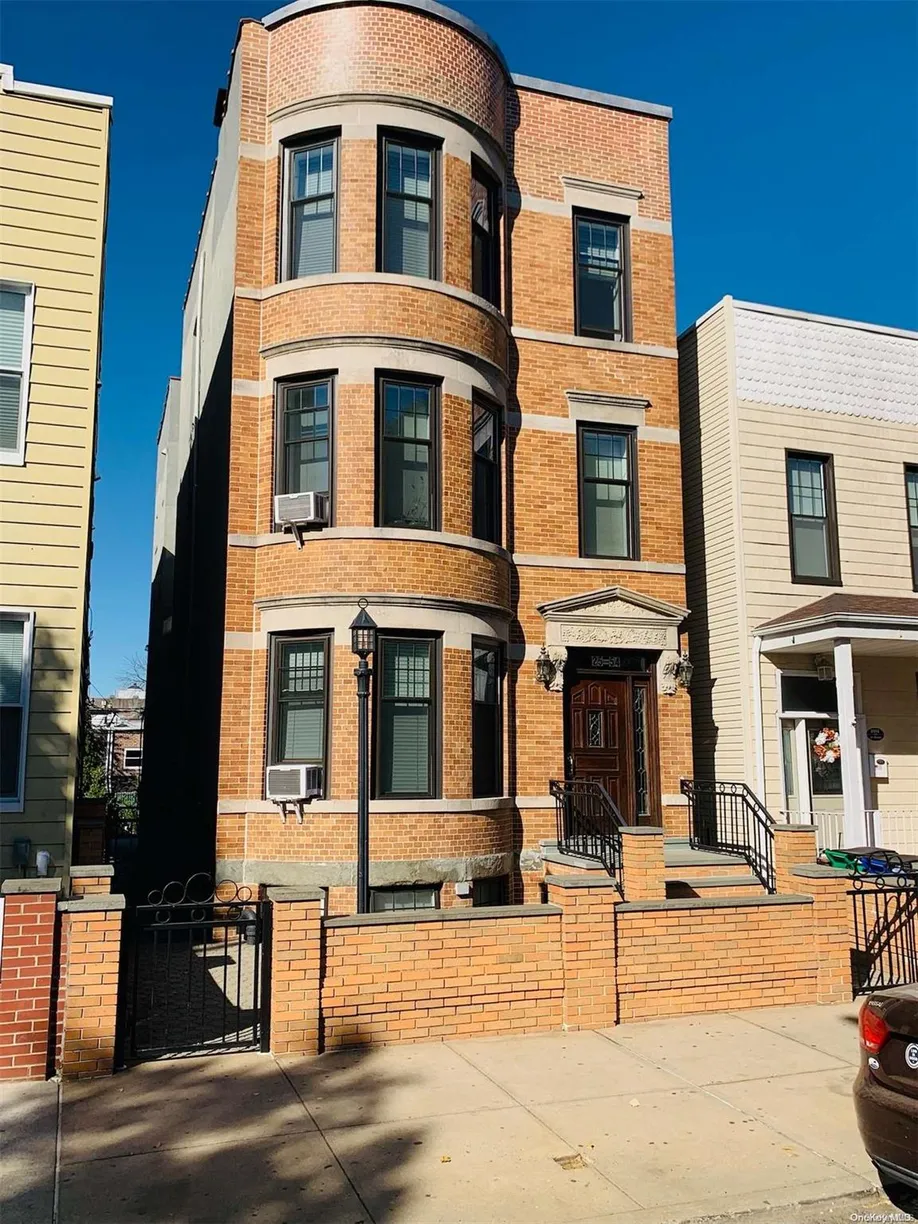New York City Real Estate | View 25-54 37th Street | 7 Beds, 5 Baths