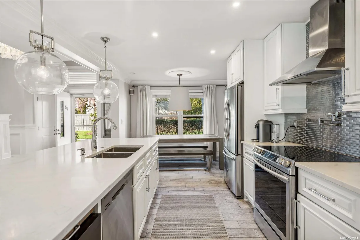 The Hamptons Real Estate | View 50 Hubbard Lane | Listing