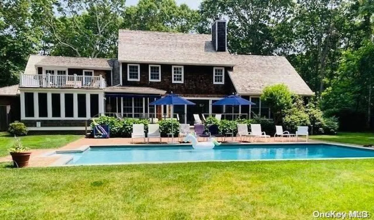 The Hamptons Real Estate | View 340 Wainscott Harbor Road | 4 Beds, 4 Baths