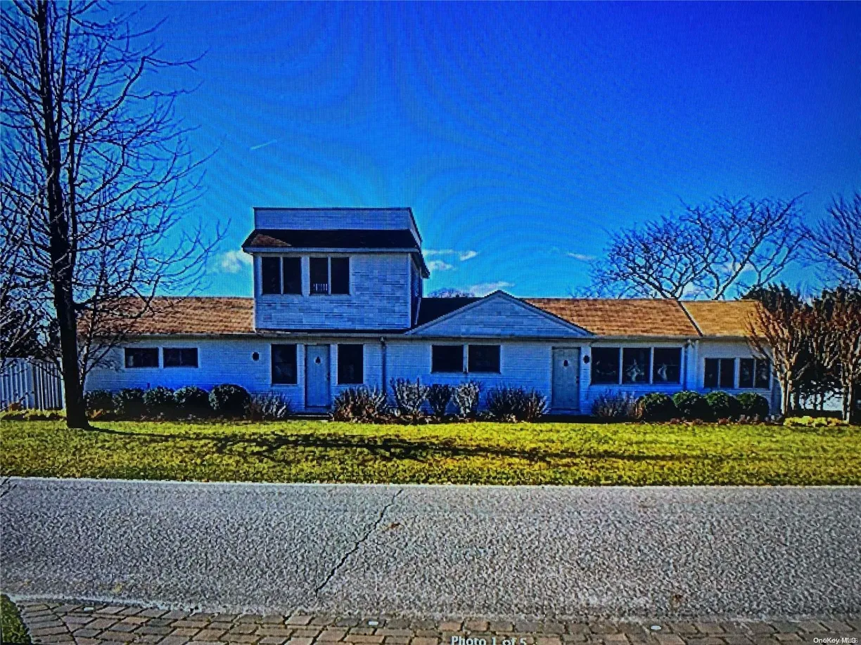 The Hamptons Real Estate | View 12 Shinnecock Road | Listing