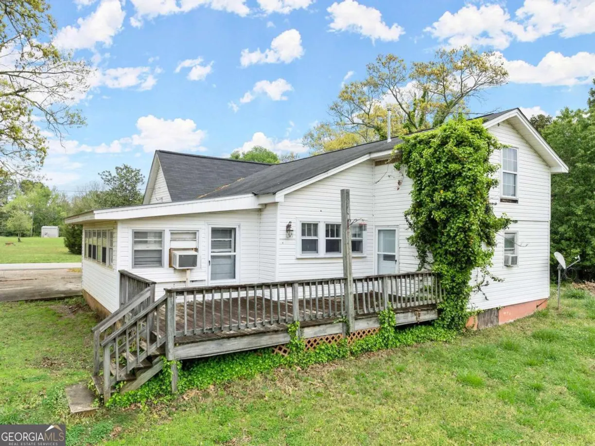 Athens, GA Real Estate | View 4955 Flat Creek Road | 3 Beds, 1 Bath