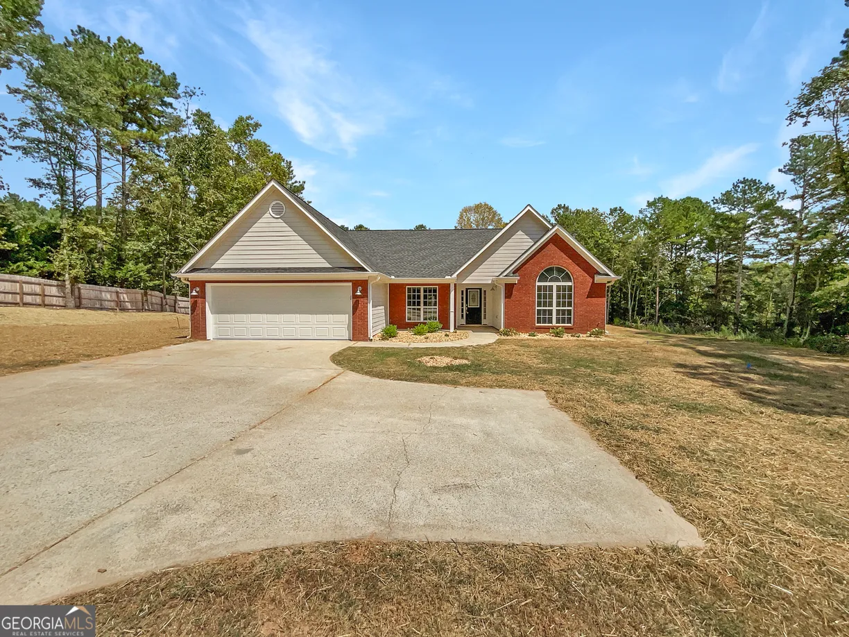 Athens, GA Real Estate | View 40 Whitney Trace | 4 Beds, 2 Baths