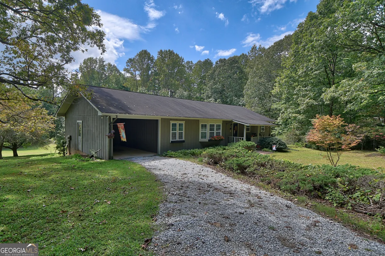 Athens, GA Real Estate | View 449 Carnes Road | 4 Beds, 3 Baths