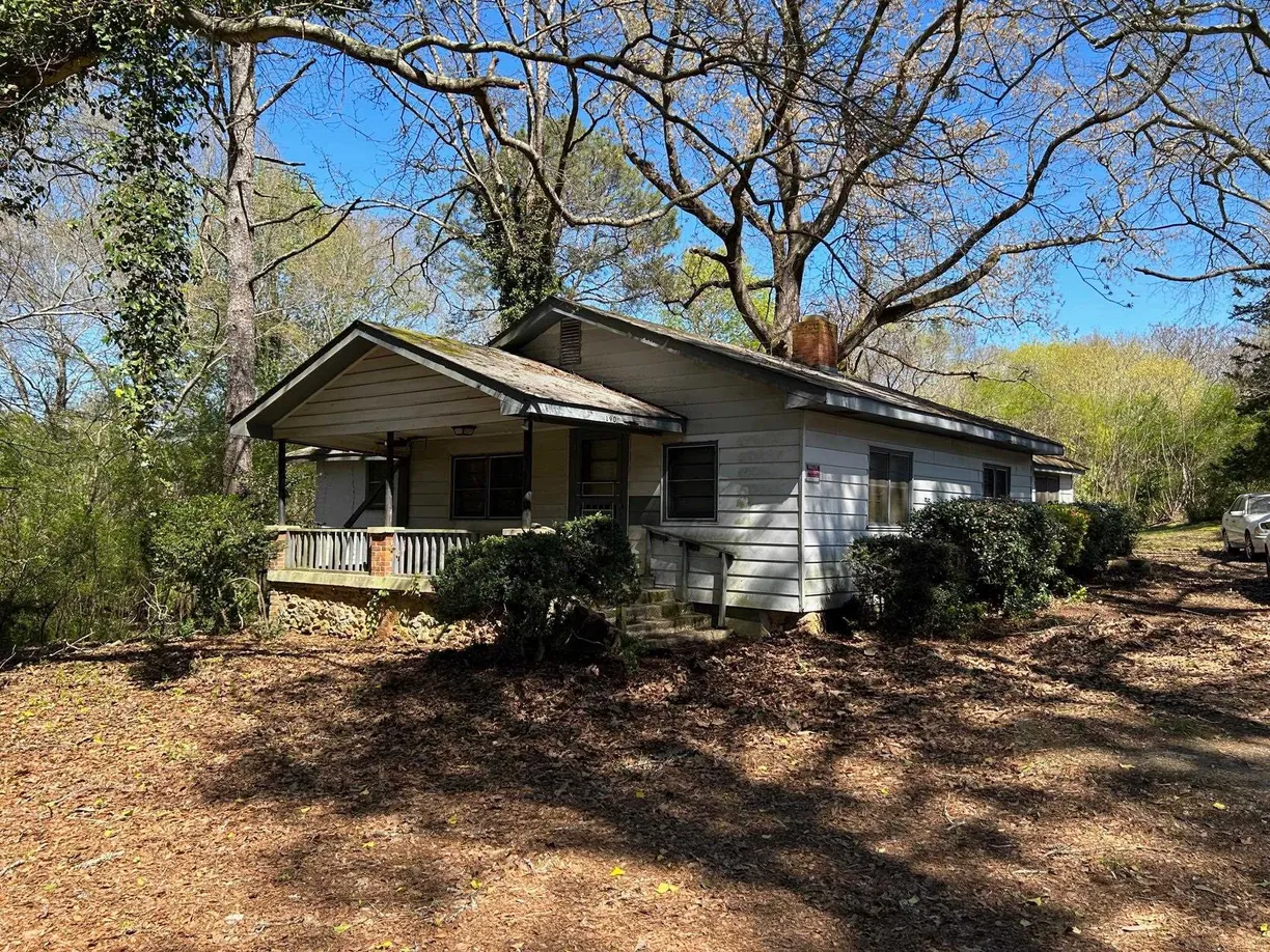 Athens, GA Real Estate | View 190 Bowles Drive | 3 Beds, 2 Baths