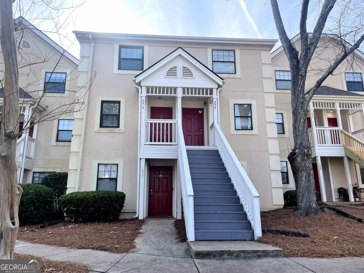 Athens, GA Real Estate | View 290 Appleby Drive, 253 | 2 Beds, 2 Baths