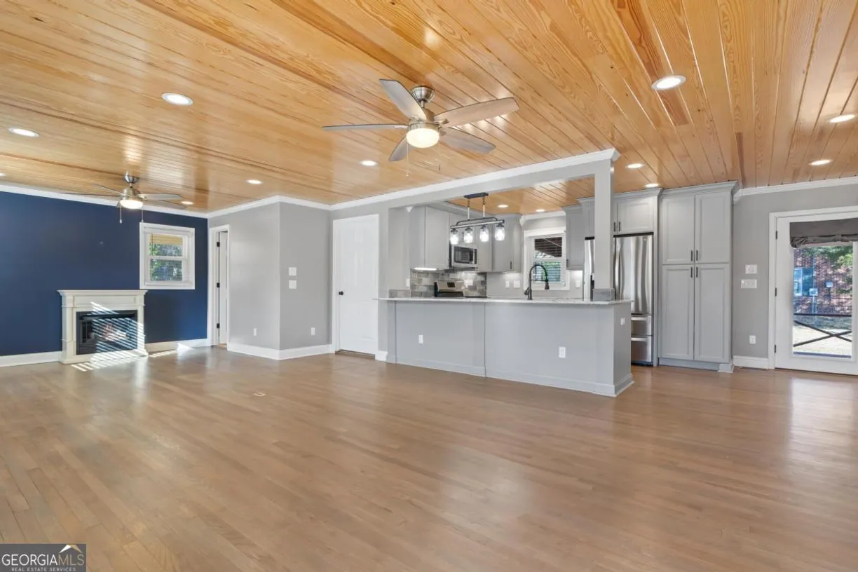 Athens, GA Real Estate | View 300 Oak Way | Listing