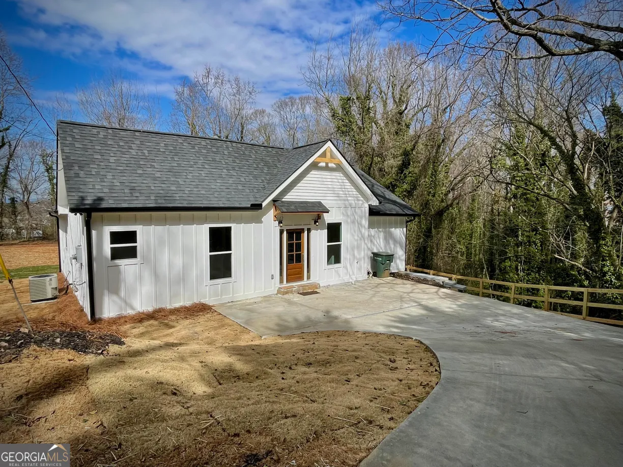 Athens, GA Real Estate | View 175 Hillcrest Street | 3 Beds, 2 Baths