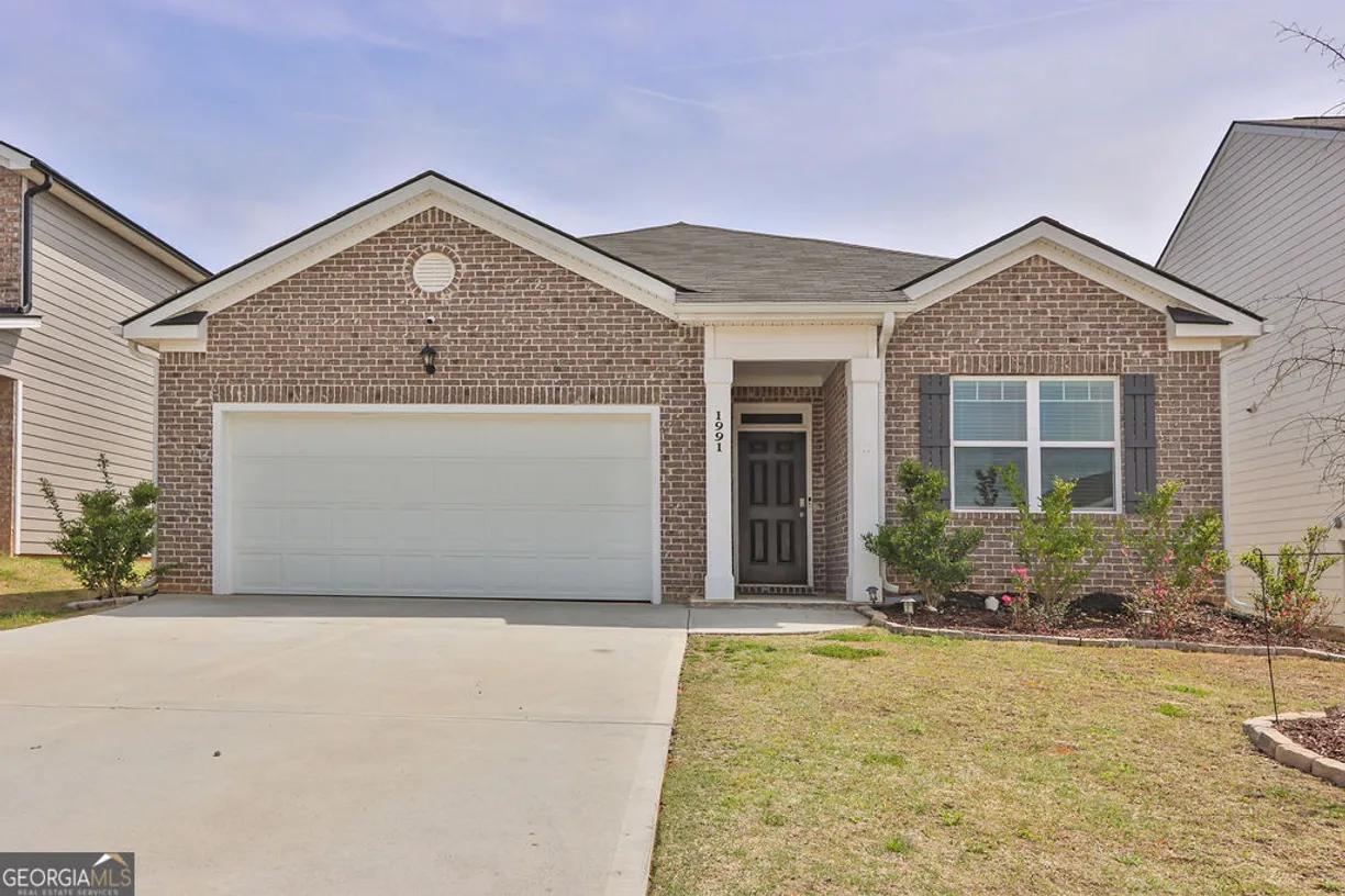 Athens, GA Real Estate | View 1991 Vidalia Court | 3 Beds, 2 Baths