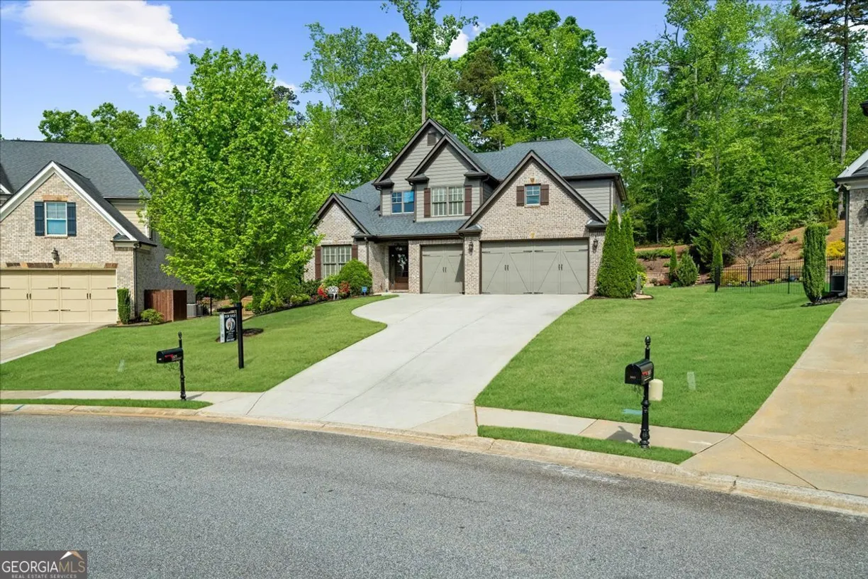 Athens, GA Real Estate | View 1605 Camden Cove Drive | 4 Beds, 2 Baths