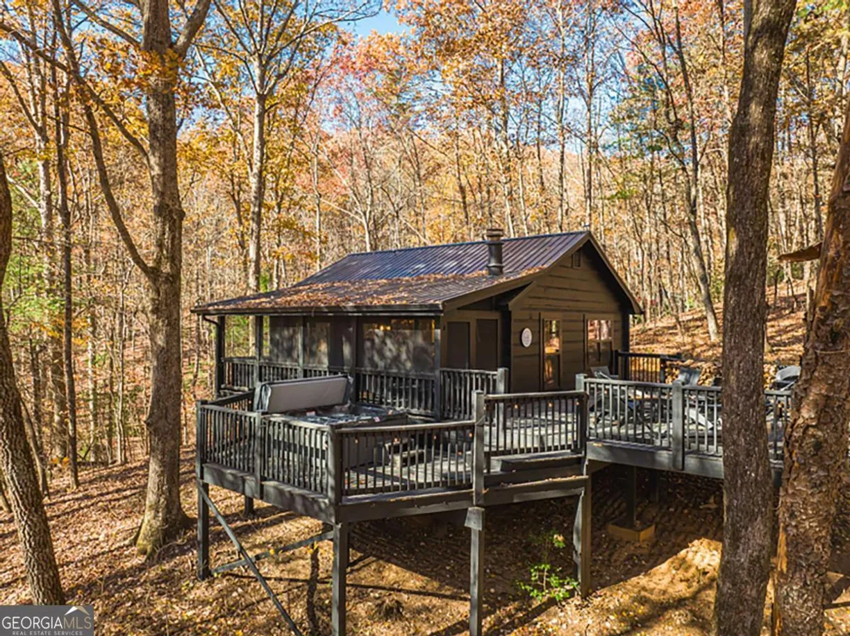 Athens, GA Real Estate | View 226 Lakeside Drive | 2 Beds, 1 Bath