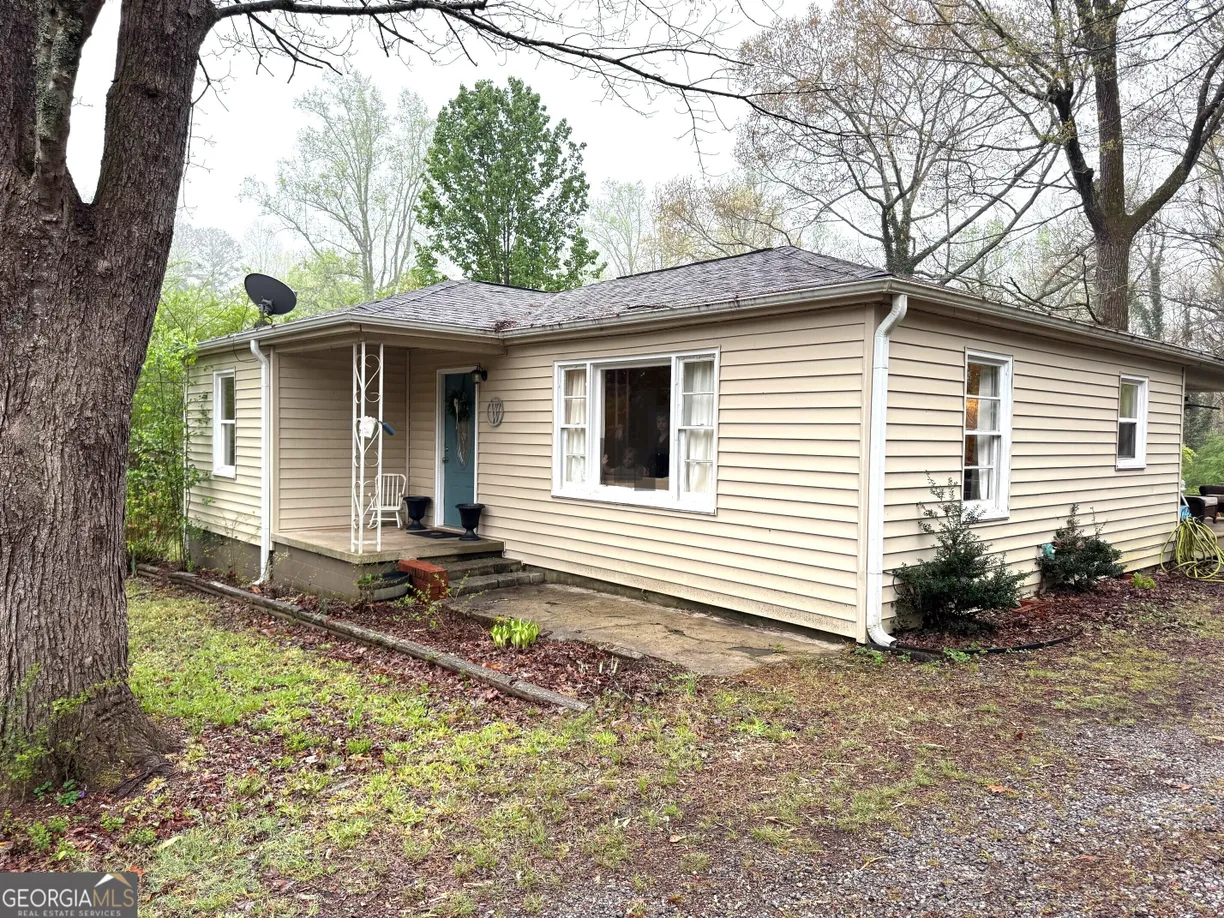 Athens, GA Real Estate | View 1664 Highway 17 | 3 Beds, 2 Baths